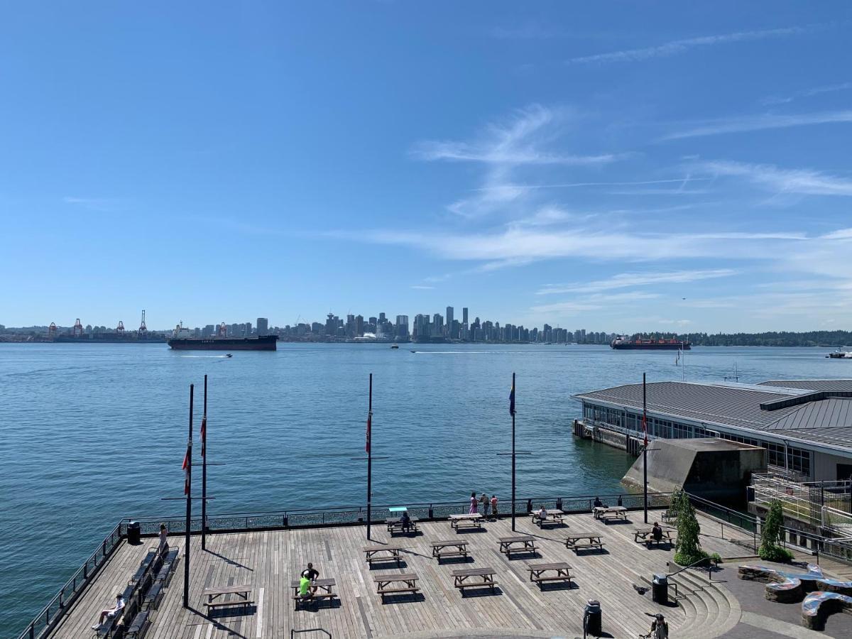 The Lonsdale Quay Hotel North Vancouver Exteriér fotografie